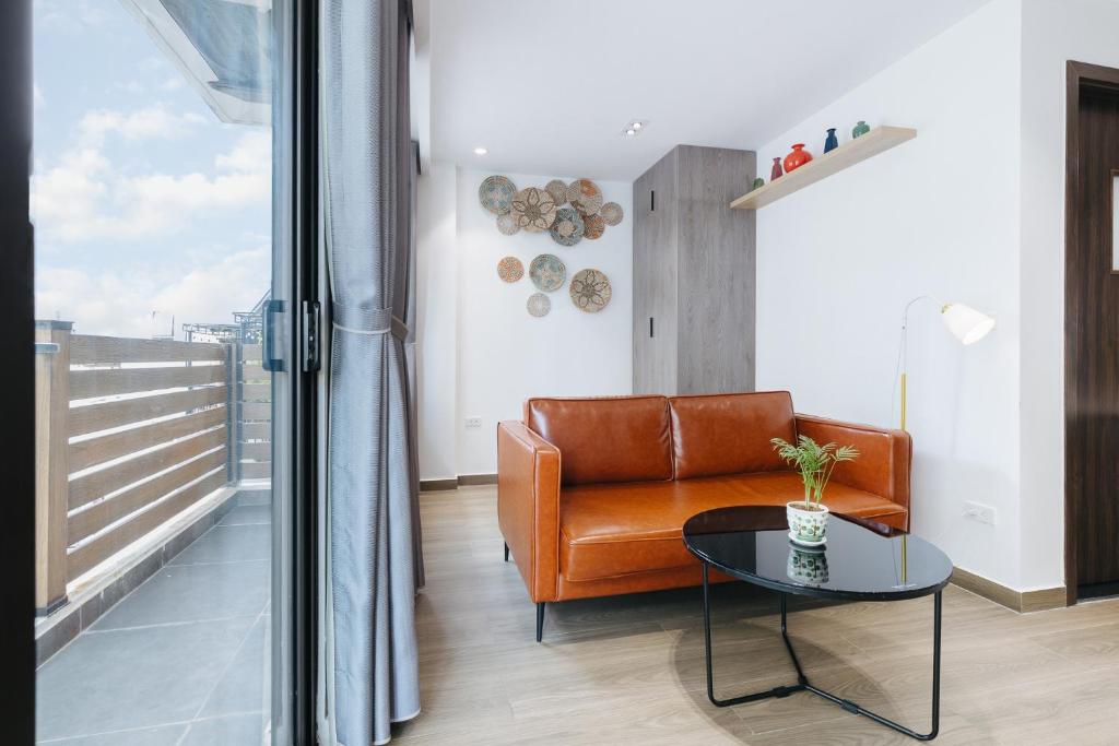 Hanoi Westlake Balcony Studio – Hanoi